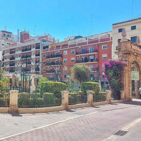 Hogar Vera Apartments&Bikes Valencia Exterior foto